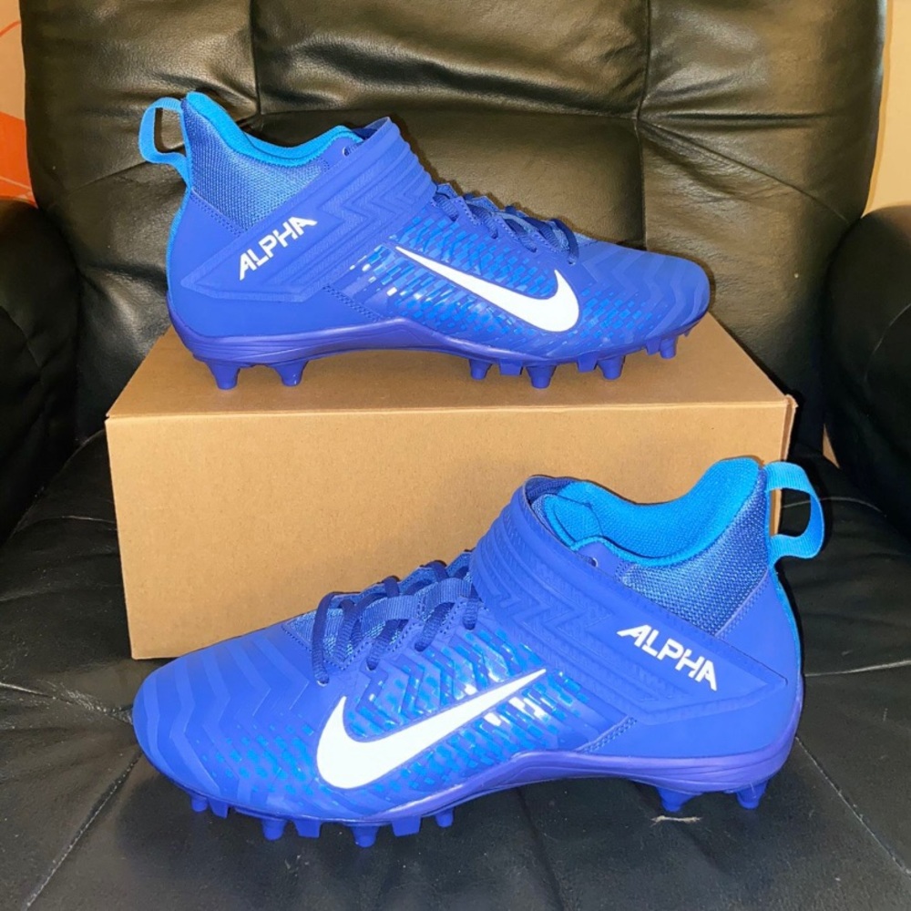Nike Alpha Menace Varsity 2 Football Cleats